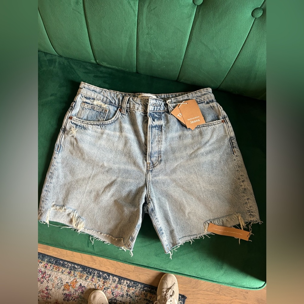Reformation Raye Mid Rise Relaxed Jean Shorts Size 29